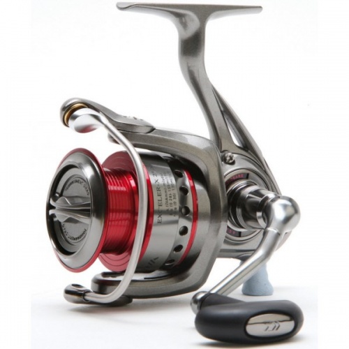 Безынерционная катушка Daiwa Exceler X 2500 (4+1 подш.)