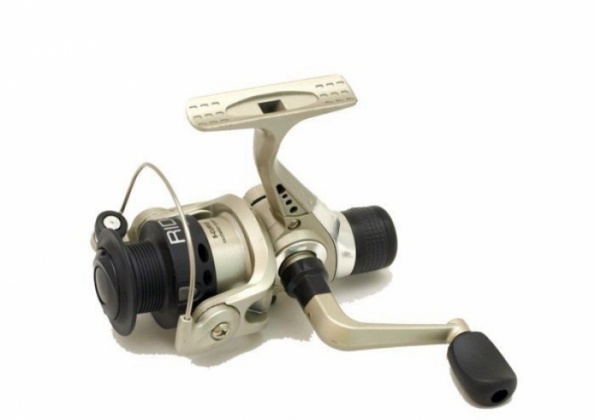 Безынерционная катушка Akara Rider Ri 100 3bb