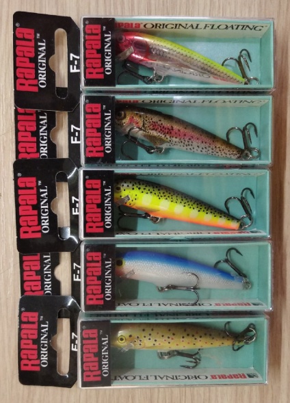 Воблер Rapala F07